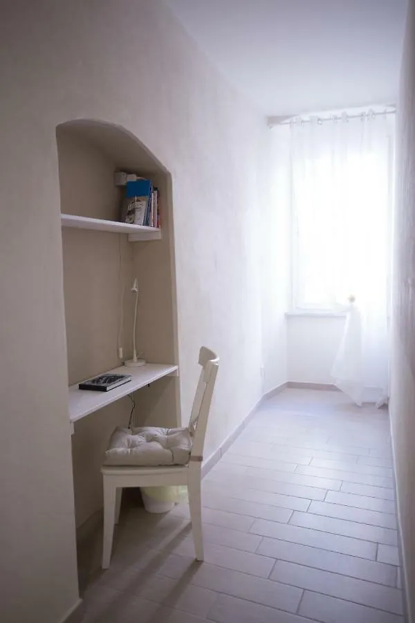 Guest house J&K Hotel Riomaggiore Italy